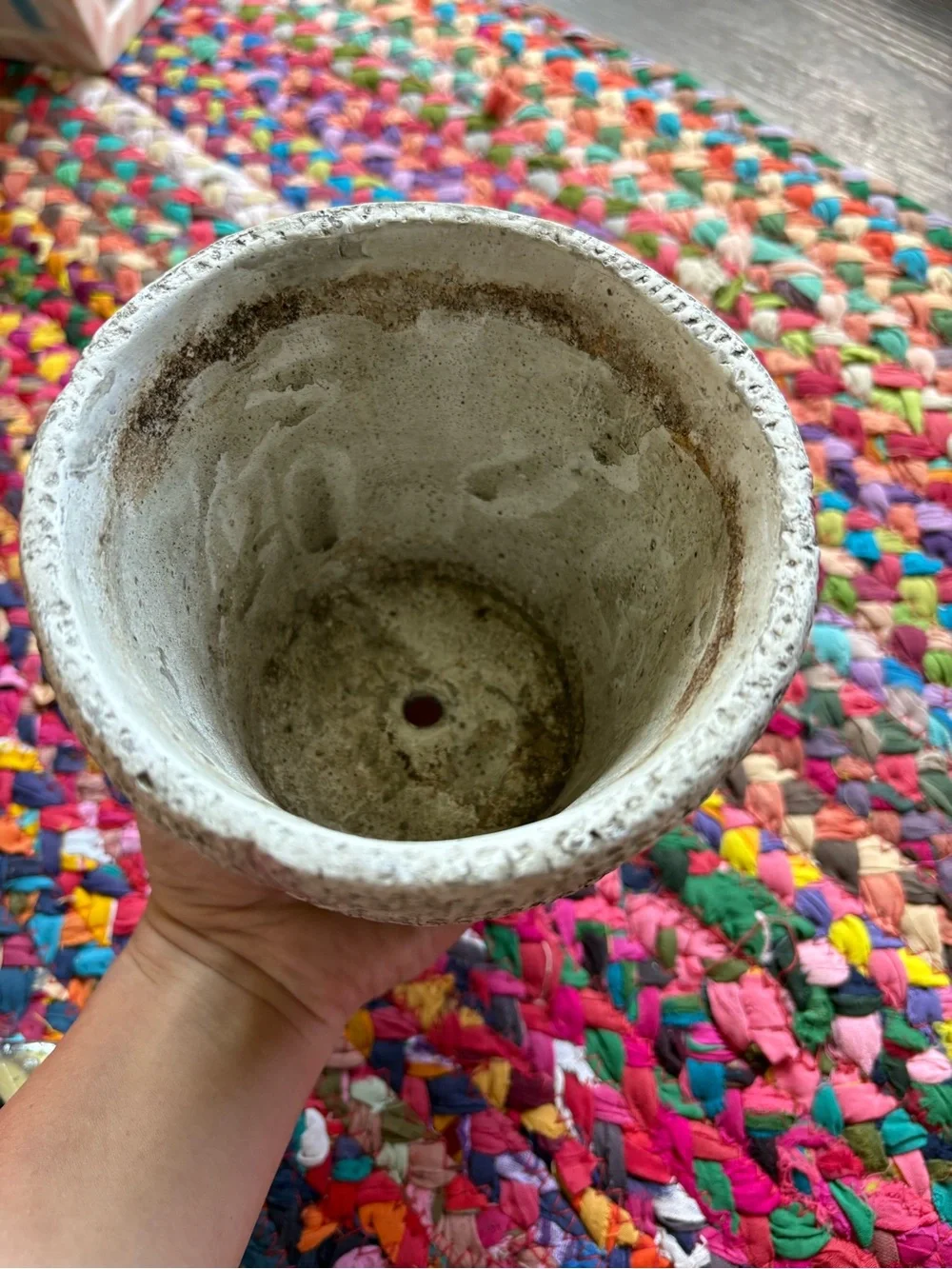 TEXTURED GRAY CERAMIC PLANTER POT
